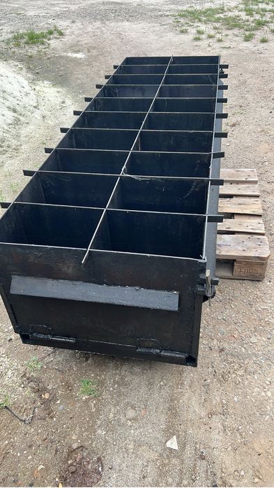 Форми для виробництва пінополістирольних блоків