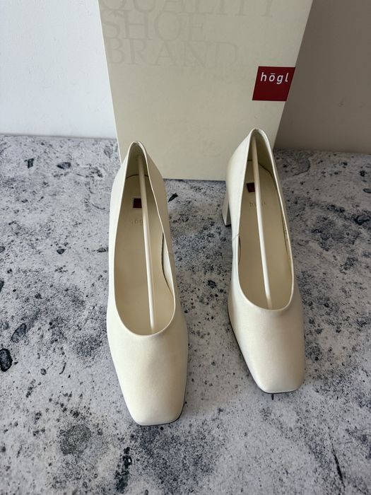 Buty ślubne / wizytowe HÖGL skóra naturalna, kremowe słupek, stan idealny