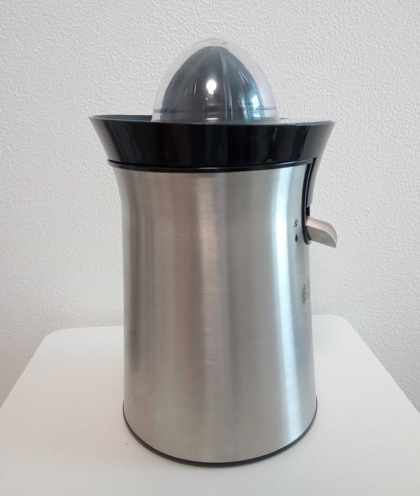 Соковижималка для цитрусових Russell Hobbs