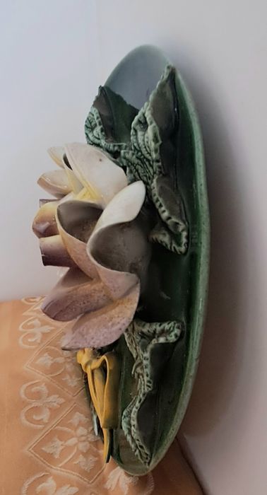 Prato em cerâmica decorativo de pendurar Antigo,  Lica numerado