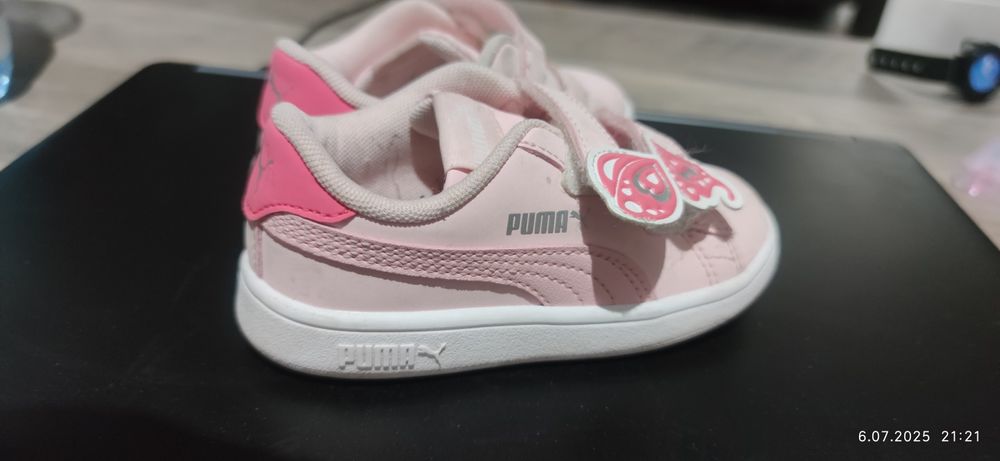 Buty dziecięce Puma różowe 23