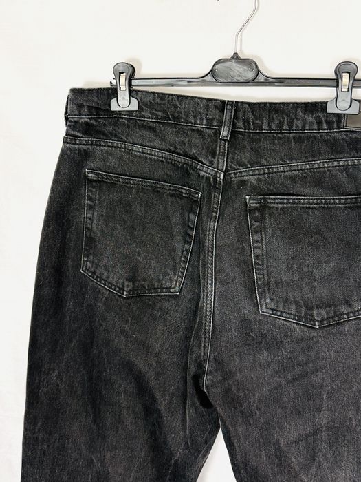 Szare jeansy z przetarciami 4XL 48