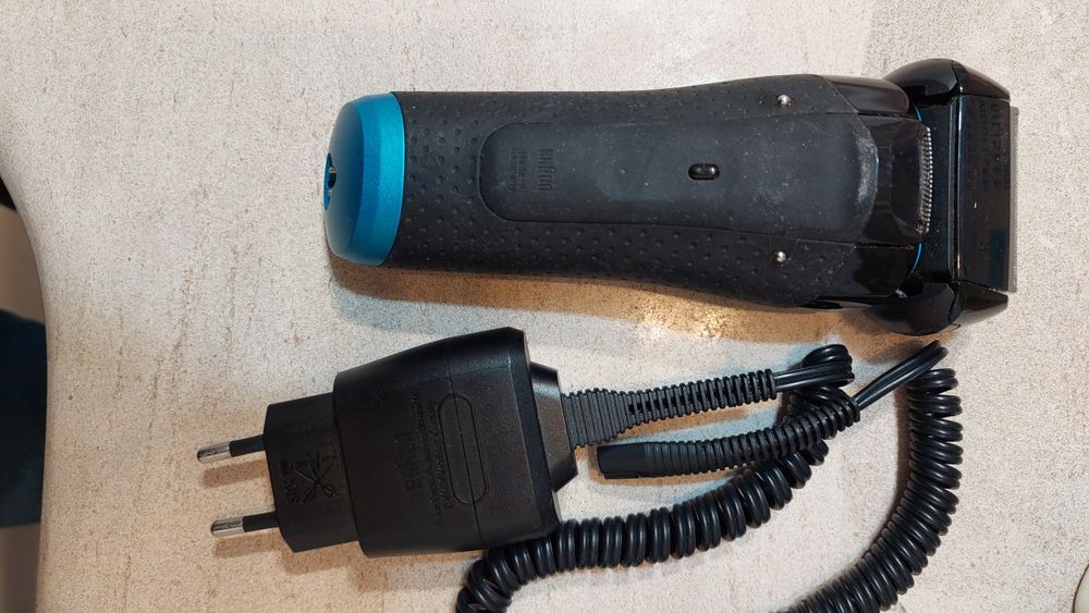 Vendo Máquina de Barbear Braun