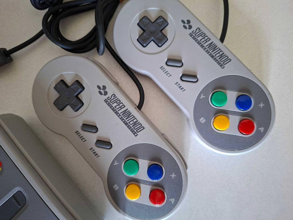 Nintendo Classic Mini Super Nintendo SNES *Em caixa*