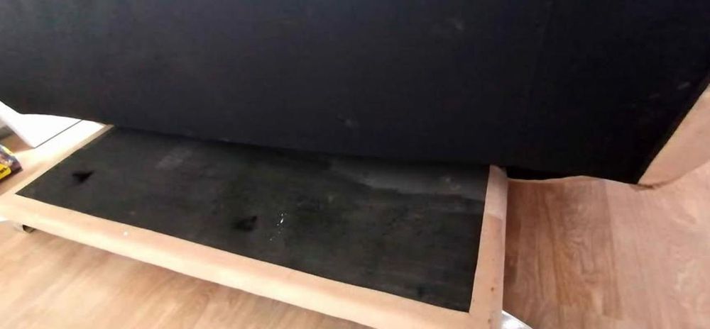 Sofá-cama vintage retro bege – 3 lugares – 150 €