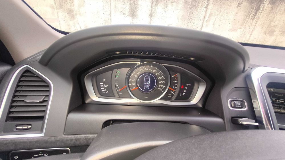 Sprzedam Volvo XC60 D3