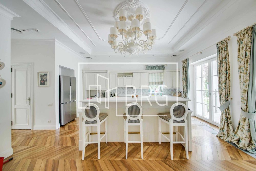 Аренда шикарный особняк бассейн выход на Днепр Дамба Козин без %