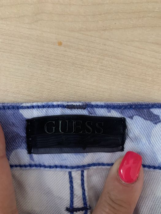 Spodnie Guess rozmiar 30