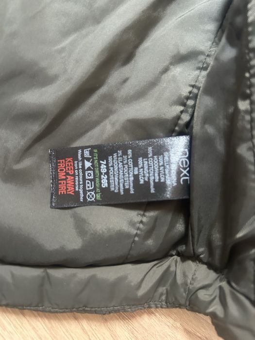 Pikowana kurtka chłopięca next