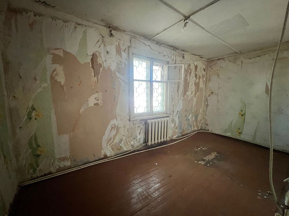 Продаж трикімнатної квартири по вулиці Камʼяномостівська