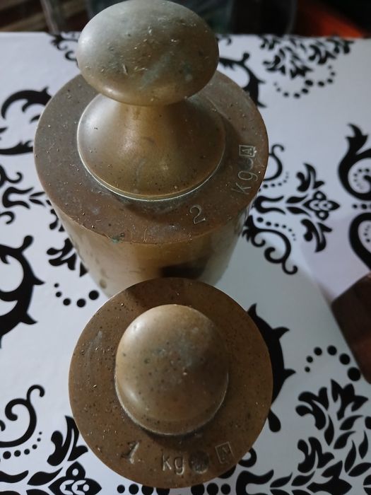 Conjunto de pesos antigos