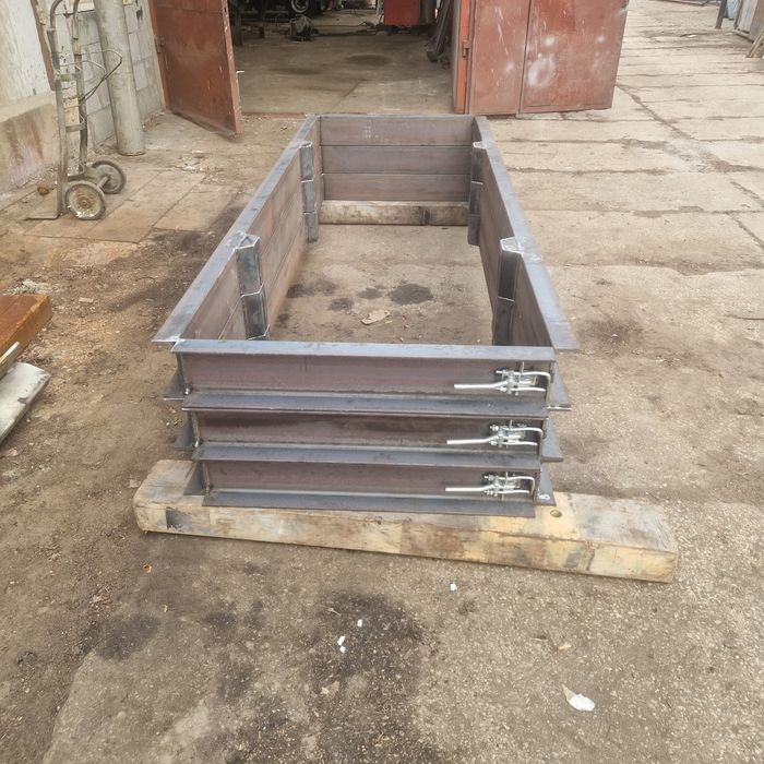 Forma płyty drogowej