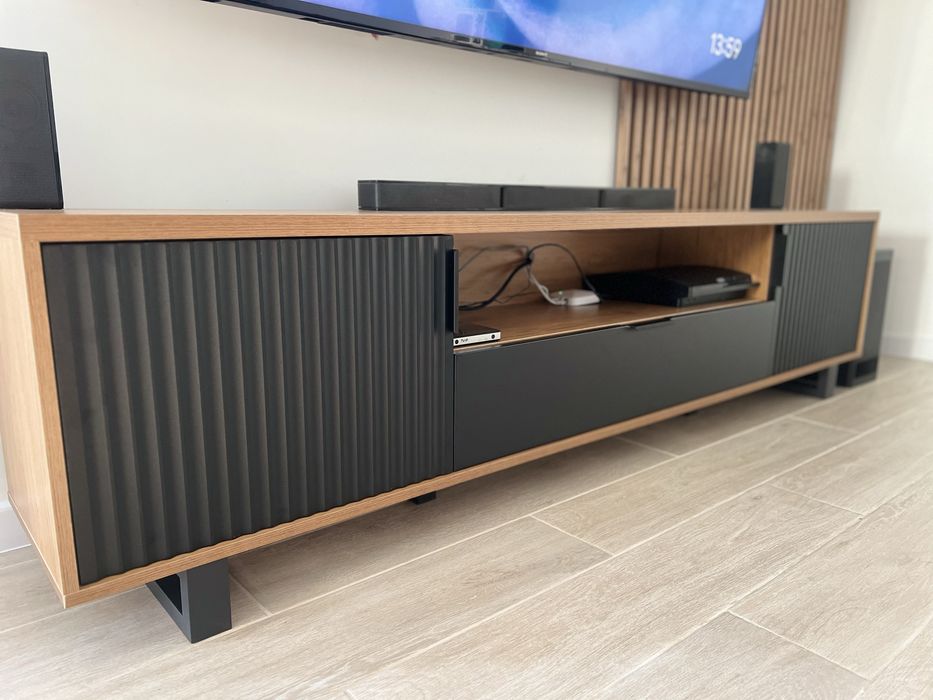 Nowa szafka rtv loft 200 cm