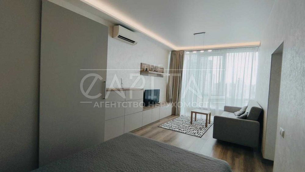 Ключі) 1к Smart Plaza Polytech, Берестейський проспект 24.