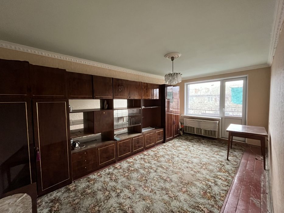 Продам 2-кімнатна Вокзальна