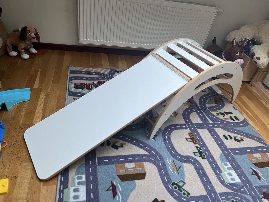 Montessori bujak ze zjezdzalnia
