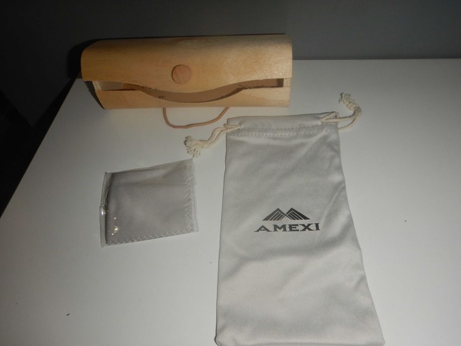 Futerał  etui na okulary drewniane Amexi