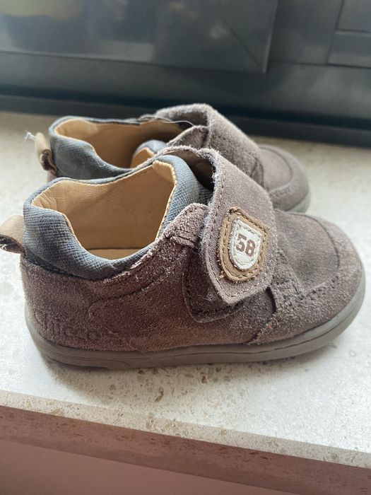 Sapatos criança castanhas