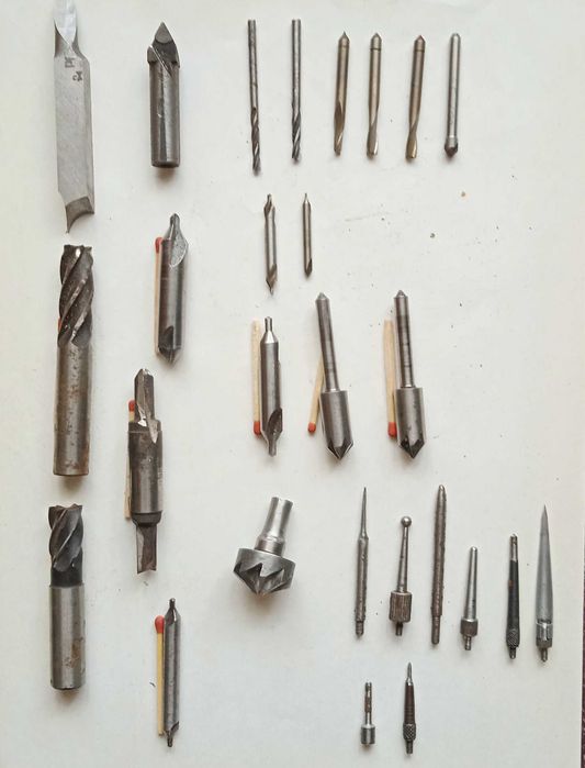 Продам комплект фрез и головок