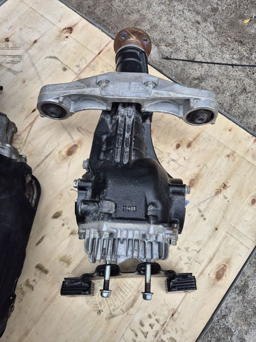 Задній редуктор 38300AC450 subaru outback b16, 2.4t