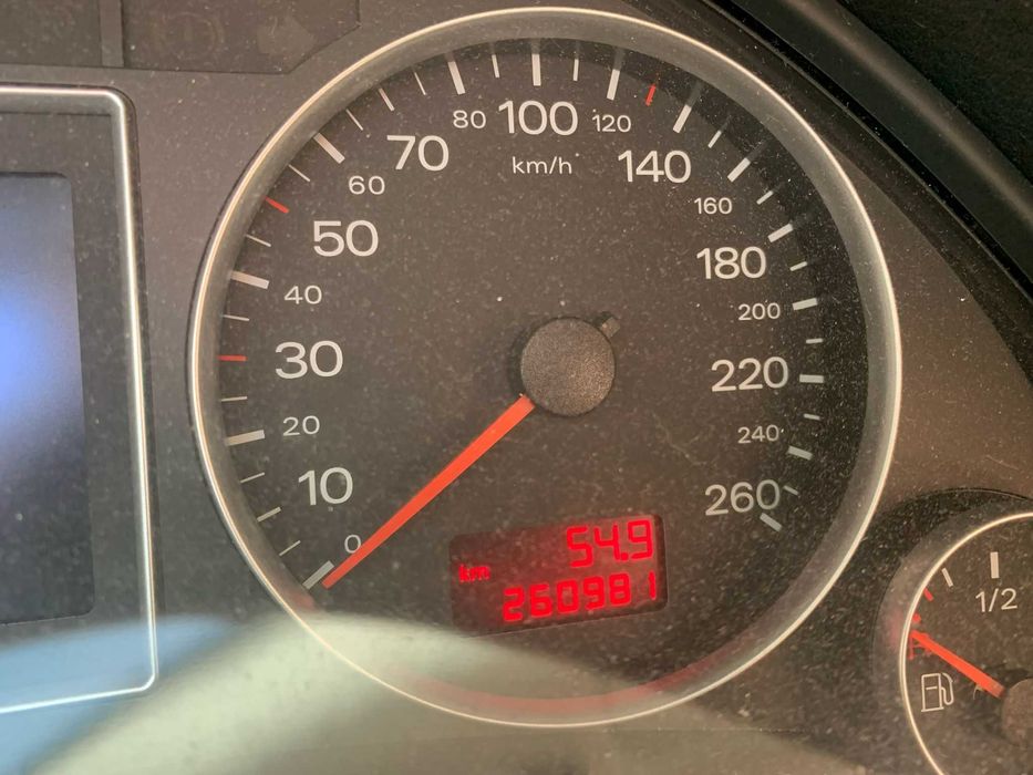 Audi A4 Avant S line 2.0 TDI 170cv — Nacional