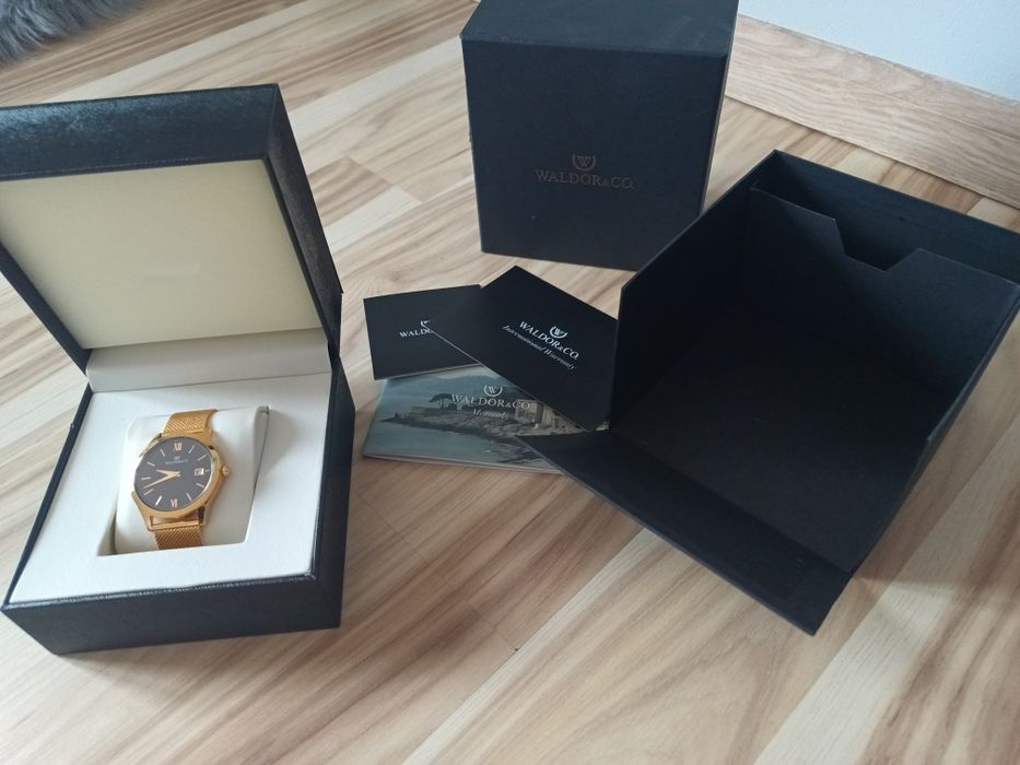 Sprzedam elegancki zegarek