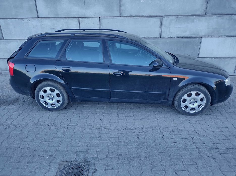 Audi A4 B6 - Na części- Drzwi / maska / błotnik / klapa / lampa / inne