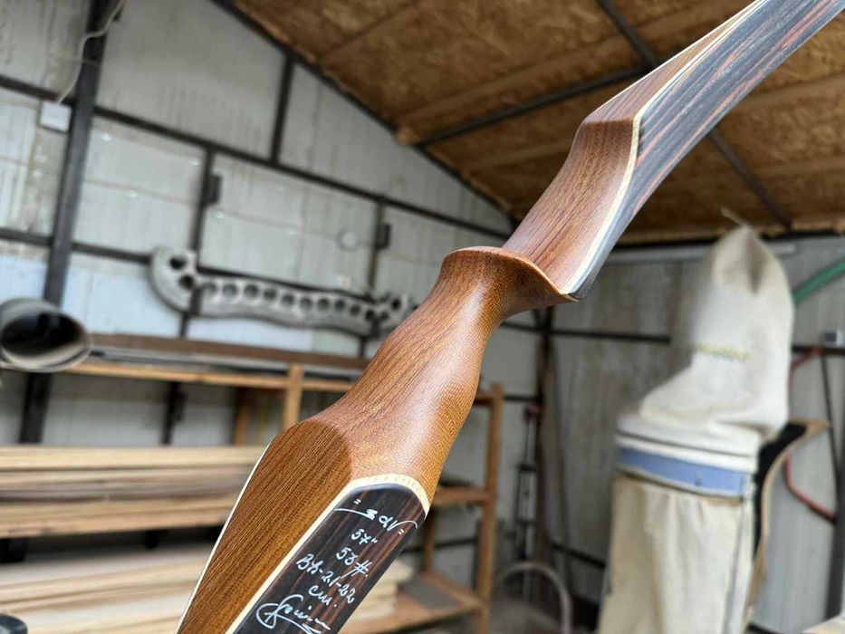 Arco Tradicional longbow