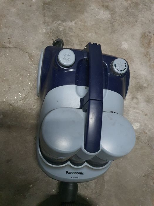 Aspirador Panasonic depósito duplo
