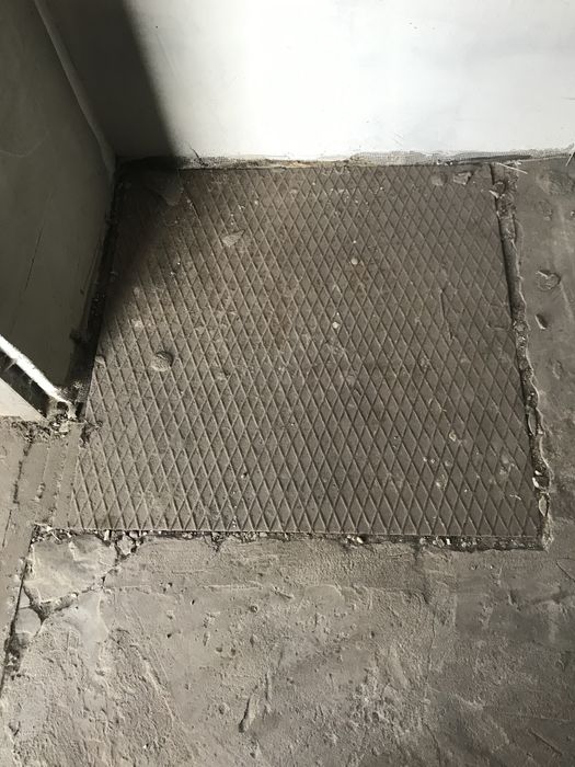 Оренда капітального гаражу в центрі міста.