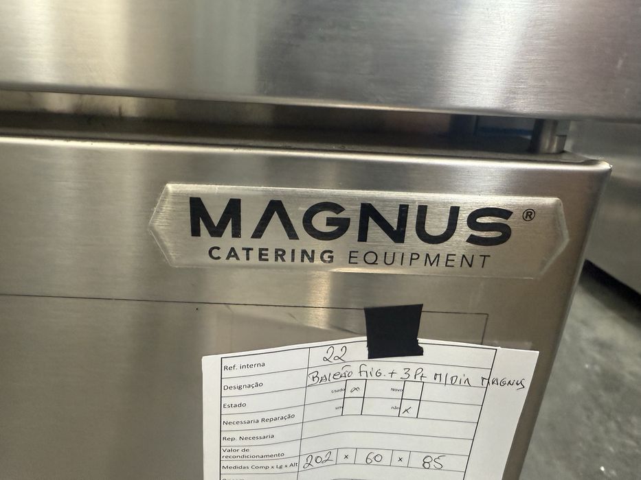 Balcão bancada três portas refregerada Magnus frio ventilado