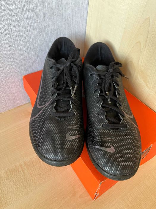 Sportowe buty nike 42