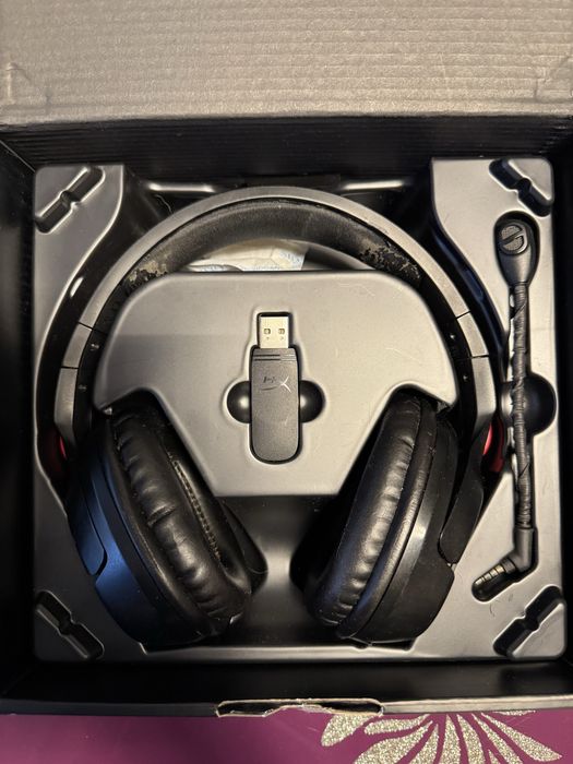 HyperX Cloud Flight Wireless