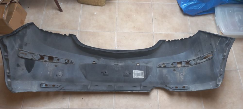 Para choques traseiro Astra H Gtc