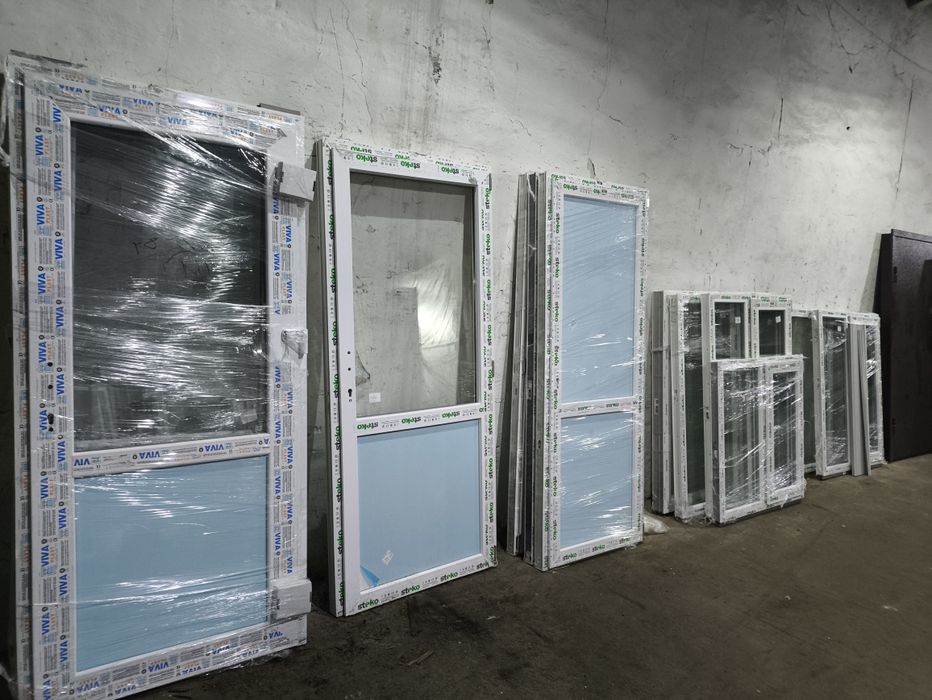 Готові двері та вікна, в наявності на складі, вікна Кременчук