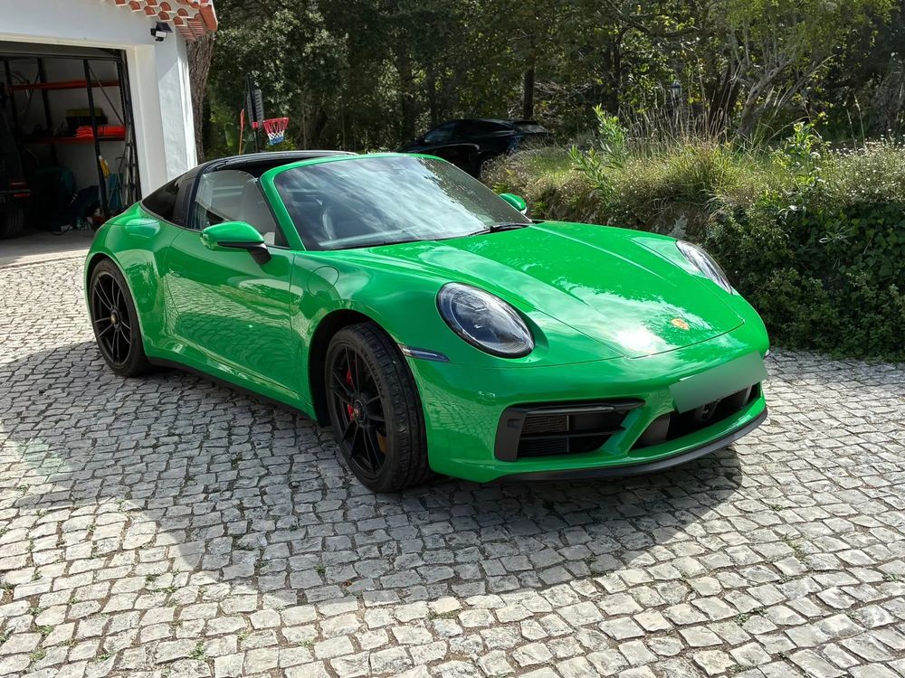 Porsche 911 (992)