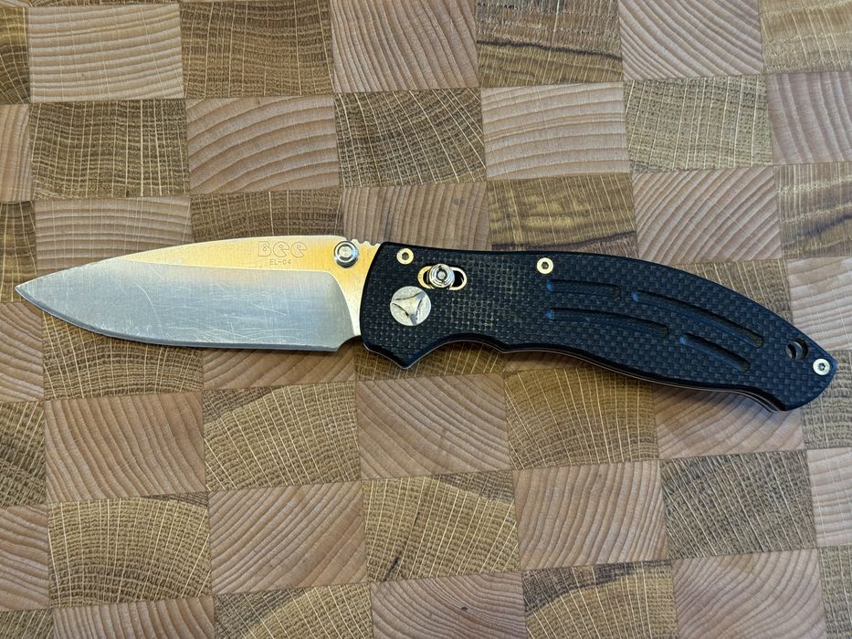 Bee el-04 folder