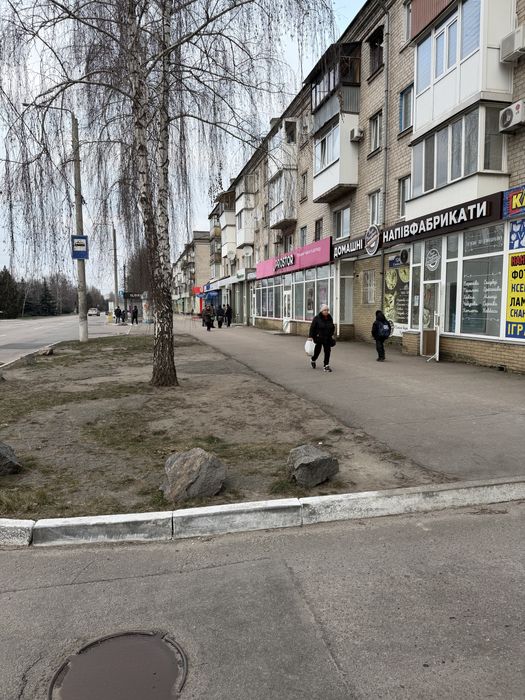 Приміщення по Свободи 124