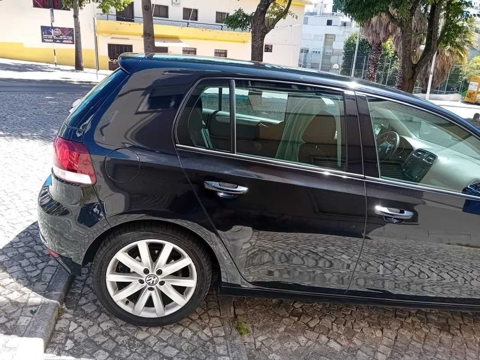Volkswagen Golf 1.6 TDI 95cv de 2010 com 204000 km a 6.900€