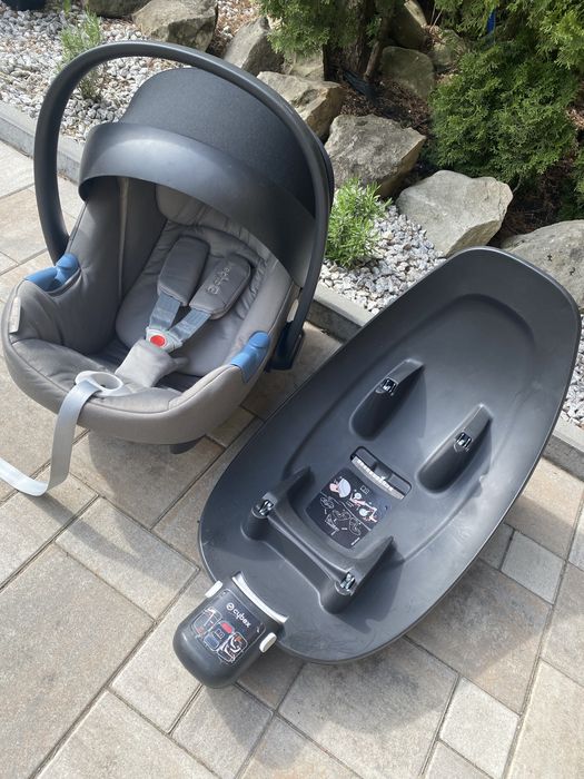 BEZWYPADKOWY Fotelik cybex aton m z baza isofix