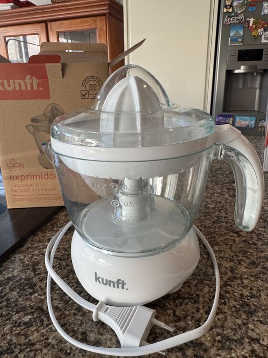 Espremedor compacto Kunft