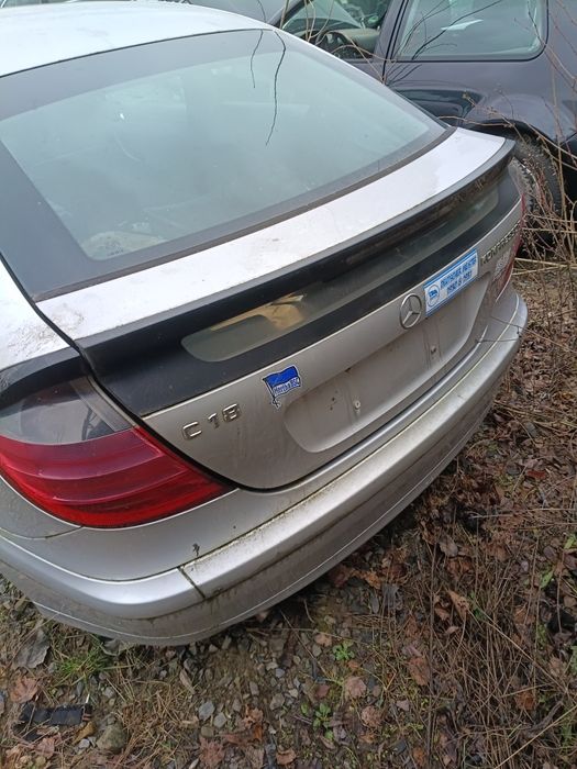 Mercedes w 203 coupe klapa bagażnika