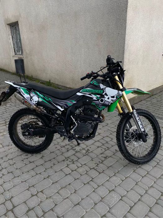 Продам мотоцикл Forte ft250gy-cba