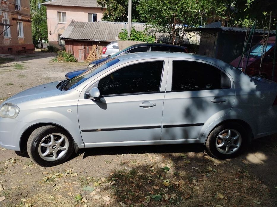 Продам  автомобиль  Chevrolet Aveo