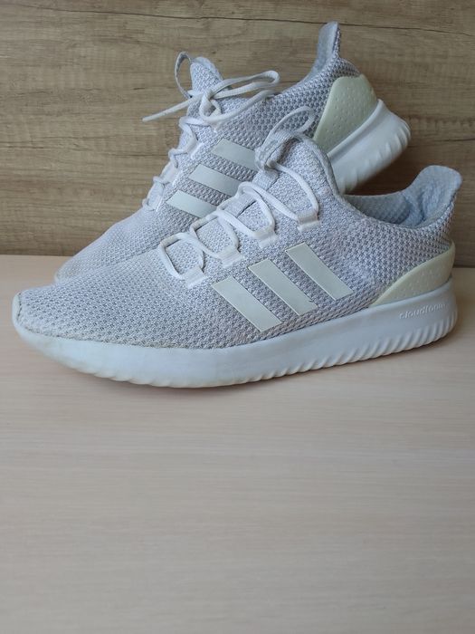 Кросівки  Adidas    44  розмір