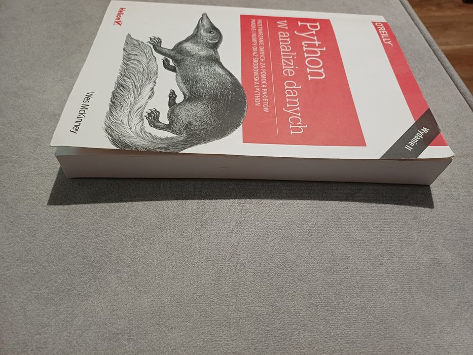 Python w analizie danych