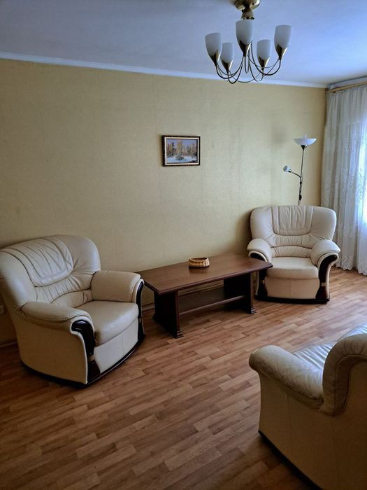 Продается 3х комнатная квартира, 2/5 этаж, б Центральный , сертификат