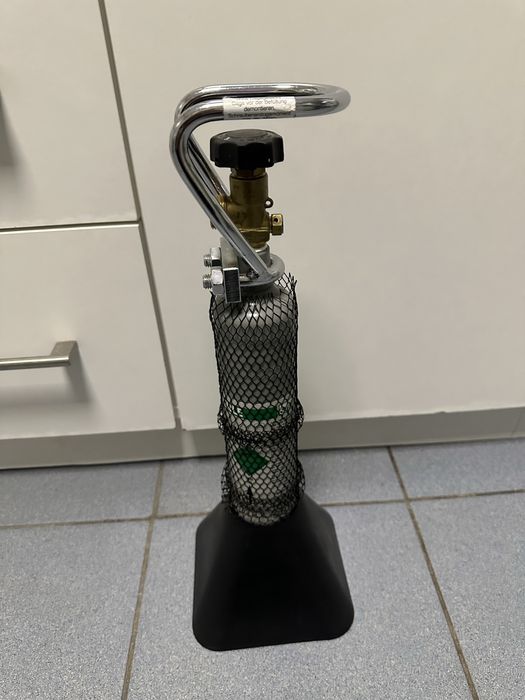 Балони заправні  Dennerle CO2 2000г та 500 г