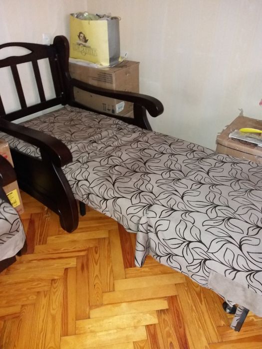 Продам мягкий уголок ( диван + 1 кресло-кровать)