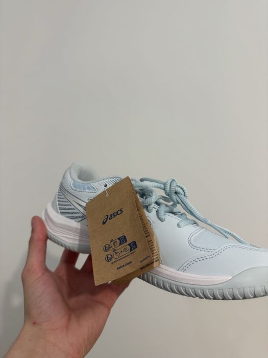 Sprzedam buty sportowe Asics